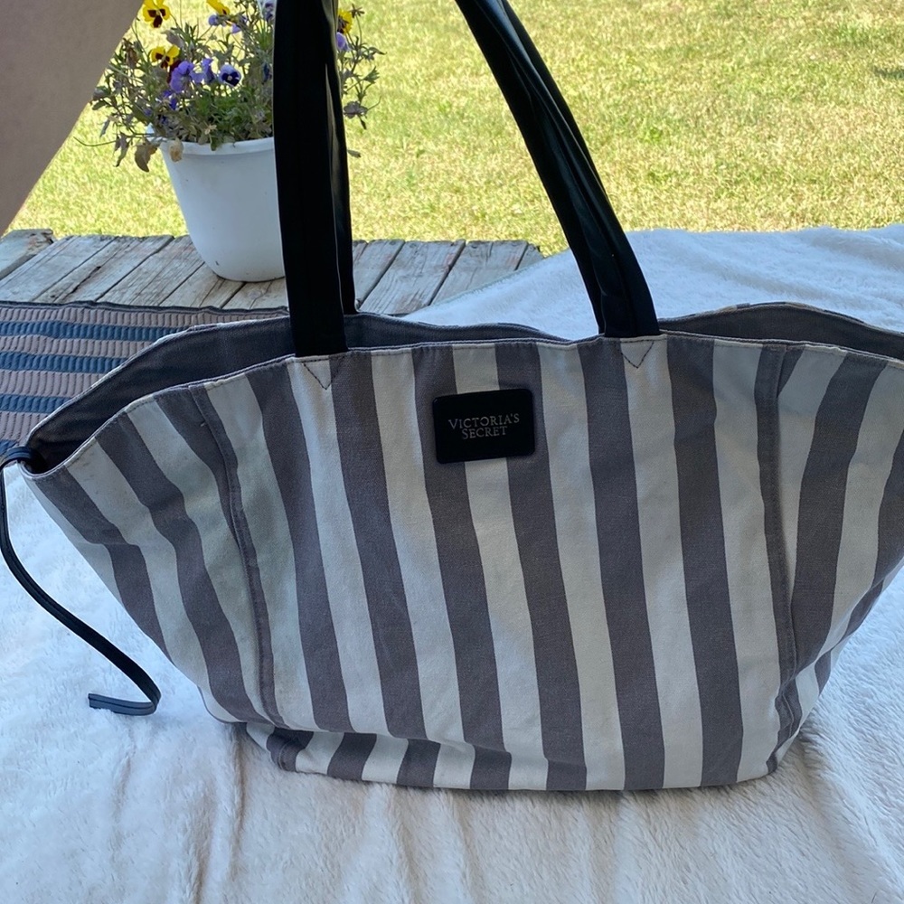 Victorias Secret Women Purses  Handbags Category Totes